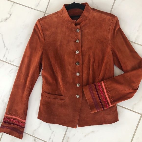 Suede Jacquet - Picture 1 of 7